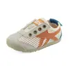 Nuevos Zapatos de Malla para Niños Verano 2024 Estilo Coreano Zapatos de Interior para Jardín de Infancia Niños y Niñas Zapatos de Agua Venta al por Mayor