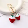 Llavero Creativo Nuevo Estilo Fresa Fruta con Goteo de Aceite, Llavero Exquisito para Bolso de Dama, Llavero de Coche, Pequeño Regalo