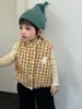 Ropa de Otoño e Invierno para Bebé 2026 Nuevo Estilo Ropa de Invierno Ropa Infantil Niños Conjunto de Pantalones Vaqueros con Forro de Terciopelo y Chaqueta de Algodón