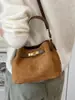 Bolso de gamuza para mujer, nuevo estilo otoñal de moda 2026, bolso tote pequeño para el trabajo, para ir al trabajo, bolso de hombro, bolso cruzado, bolso tipo cubo