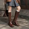 Botas altas de piel de vaca para mujer, botas de cuero que favorecen la forma de la pierna, botas altas de tacón bajo, botas de montar con hebilla de cinturón negra para mujeres petite
