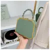 Bolsas Transfronterizas Bolsos de Mujer 2024 Nuevos Bolsos de Mano de Moda Simple Bolsos Cruzados Bolsos de Caja de Celebridad de Internet Bolsos al por Mayor
