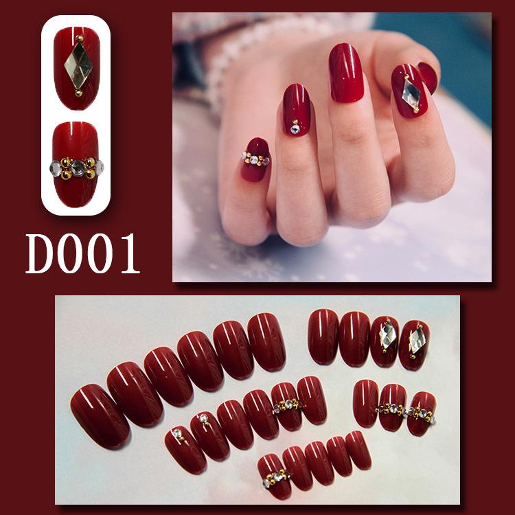 D001