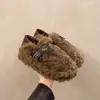 Pantuflas de piel de oveja estilo francés para mujer, nueva colección de invierno 2026, suela gruesa, forradas de felpa, zapatos de algodón tipo slip-on fáciles de poner