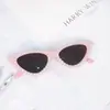 Gafas de Sol Triangulares Estilo Cat-Eye Seleccionadas Cuidadosamente con Perlas, Estilo de Alta Gama, Gafas de Sol Protectoras UV al por Mayor