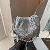 Bolsa de ombro feminina com brilho e detalhes em diamante, nova moda 2026 bolsa de corrente em jeans, bolsa de ombro grande e moderna para o verão