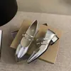 Zapatos Mary Jane Franceses para Mujer 2026 Nuevo Otoño Tacón Grueso Punta Cuadrada Corte Bajo Estilo Suave Hebilla Doble Temperamento Zapatos Pequeños de Cuero