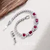Pulsera de Zirconia Geométrica de Corindón Rojo Zafiro Espinela de Lujo Ligero de Gama Alta Accesorios de Moda Versátiles Tendencia Transfronteriza Joyería para Mujer