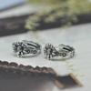 Pendientes de plata de ley 925 con diseño artístico vintage y hebilla para las orejas, con margaritas y aguja, sencillos, combinables y ligeros, de lujo.