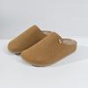 Novos Sapatos Femininos Outono 2025 Chinelos Lazy Toe-Toe Sapatos Mule de Couro Genuíno Solado Grosso Aumentador Casual Sapatos Birkenstock Chinelos Toe-Toe