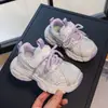 Zapatos Casuales de Malla Transpirable para Niñas 2026 Primavera/Verano Nuevos Moda Infantil Versátiles Zapatos de Papá Niños Medianos y Grandes Zapatos Deportivos