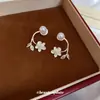 Pendientes de Flor y Hoja de Circonita con Aguja de Plata Estilo Francés Frescos Dulces Delicados Pendientes Versátiles Pendientes de Lujo Ligero de Alta Gama para Mujer