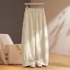 Calça Corta com Cordão de Pérolas para Mulheres 2026 Nova Moda Outono Cintura Elástica Emagrecedora Calça Corta Fluida