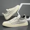 Zapatillas de hombre 2026 modelo nuevo, zapatos casuales para hombre transfronterizos, zapatos ligeros sin cordones, zapatos de malla transpirable fly-knit