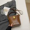 Bolsas Tendência Deste Ano para Outono e Inverno 2026: Estilo Simples, Sensação de Luxo, Bolsa de Mão Nicho, Bolsa Saco para o Dia a Dia, Bolsa Transversal Pequena para o Trabalho