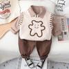 Conjunto de tres piezas de chaleco de punto para niño 2024 primavera y otoño nuevo guapo bebé varón ropa de primavera traje coreano para niños venta al por mayor