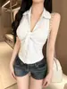 Top regata estilo novo com gola polo e decote halter para mulheres, estilo puro e sedutor, decote V sexy, corte justo, com bojos, adequado para usar como peça externa