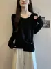 Ropa de otoño para mujer de talla grande: suéter elegante de cuello redondo con un diseño único, que presenta un corte favorecedor y un efecto adelgazante