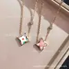 Casa del Burro Versión Alta Pulsera de Ágata Roja de Cinco Flores Cuatro Flores para Mujer Collar de Flor Antigua Chapado en Oro Rosa de 18k Lujo Ligero
