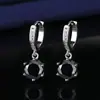 Venta en vivo de pendientes de borla de imitación de moissanita de seis garras de 2 quilates para mujer, elegantes y sencillos, con hebilla en la oreja.