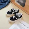 Zapatos de Lona para Niños 2026 Nuevo Modelo de Otoño Zapatos Deportivos para Niños con Velcro Suela Suave Zapatos Casuales de Moda Versátiles para Niñas