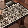Mantel y Salvamanteles de Mesa de Comedor Estilo Vintage de Lujo Ligero y de Gama Alta, Impermeable, Resistente al Aceite, Resistente al Calor, Resistente a Altas Temperaturas, Protector Lavable para Mesa de Centro