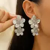 Conjunto de Anillos Retro Barroco Exagerado Estilo Vacaciones Transfronterizo Europeo y Americano Exportación Nicho Anillo de Flor de Perla de Imitación
