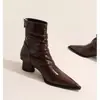 Novas Botas Curtas Plissadas Estilo Britânico 2026 para Mulheres, Estilo Nicho de Outono, Salto Bloco, Bico Fino, Botas Emagrecedoras