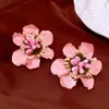 Brincos de Tarraxa Flor de Gotejamento de Óleo em Metal Agulha de Prata, Simples e Fashion, Luxo Leve com Sensação de Alta Qualidade, Brincos Versáteis de Estilo Festivo de Nicho