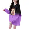 Sudadera Ins de Dibujos Animados Coreanos con Graffiti y Forro Polar para Mujer Única de Color Contrastante Degradado Reductora de Edad de Longitud Media Elegante Aspecto Adelgazante Top