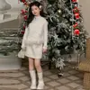 Ropa Infantil Coreana Colección Invierno 2025 Conjunto de Vestido con Lazo para Niñas Conjunto de Tres Piezas Estilo Chanel para Niños Elegante Atuendo de Año Nuevo