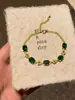 Nuevo Diseño de Nicho con Estilo Versátil, Brillantes de Pedrería Dulces de Verano, Exquisito Lujo Ligero, Sensación de Alta Gama, Pulsera de Pedrería Brillante Colorida y Elegante