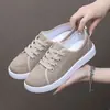 Zapatos de lona populares para mujer con diseño de grulla de almohada blanca, transpirables, nuevo modelo primavera 2026, zapatos de tela del viejo Pekín, zapatillas deportivas casuales versión coreana