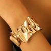 Pulsera Anillo de Aleación Espiral con Pliegues Anchos Estilo Exagerado Transfronterizo para Mujer Adecuado para Fiestas, Viajes Diarios y Reuniones
