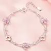 2026 Estilo Europeu de Luxo Leve Trevo de Quatro Folhas Pulseira de Camada Dupla para Mulheres Moda de Nicho Temperamento Versátil Joia de Mão Presente