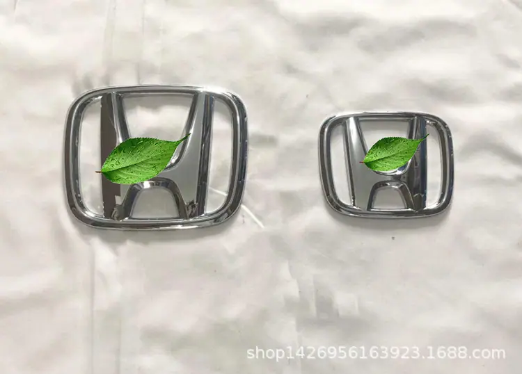 电镀前后车标2.jpg