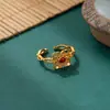 [Nueva Tendencia Nacional] Anillo Ruyi Cuadrado Dorado de Alta Gama Esmalte Antiguo Hueco Anillo para Mujer Nuevo Producto para Mujeres