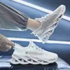 Zapatos de Hombre Verano Deportivos Malla Transpirable Huecos Casuales Hombres Aumentados Absorción de Impactos Malla Simple Delgados para Correr Tendencia