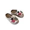 Pantuflas para niña para usar en exteriores 2026 Otoño Nuevo Estilo Niños Pantuflas Birkenstock de Punta Cerrada para Niños Medianos y Grandes Sandalias Slip-ons Medias Pantuflas