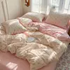 Al por mayor Nuevo Set de Cuatro Piezas de Gasa de Doble Capa con Sensación de Nube Estilo Ins Set de Tres Piezas para Dormitorio de Estudiante Sábana Plana Sábana Ajustable Funda de Edredón