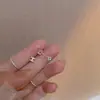 Brincos de Tarraxa S999 Prata Pura Brilhantes com Letra H Cheia de Diamantes para Mulheres, Delicados e Compactos com um Toque de Luxo, Joias de Orelha com Fecho de Rosca para Cuidados com a Orelha