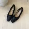 Zapatos planos de gamuza estilo vintage con lazo, zapatos de trabajo para mujer, Mary Janes de tacón grueso, tacones de cuña sin cordones