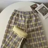 Calça Xadrez de Lã de Cordeiro para Mulheres, Calça Grossa com Forro de Fleece para Outono e Inverno, Calça Wide Leg Emagrecedora de Cintura Alta Estilo Coreano, Calça Casual Retrô