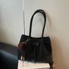Bolsa de Axila Versátil Vintage para Mulheres 2025 Nova Moda Casual para o Dia a Dia Bolsa Tote Grande Capacidade Bolsa de Ombro