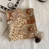 Lenço Quadrado Pequeno de Algodão e Linho 58 para Mulheres, Lenço Artístico Estilo Coreano com Bolinhas e Franjas, Lenço Paisley, Lenço de Pescoço com Toque de Luxo