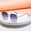 Gafas de sol de metal de moda para mujer, estilo nuevo, gafas con protección UV para hombre de cara grande, gafas de sol para conducir