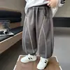Pantalones para Niños 2026 Nuevo Otoño Pantalones Deportivos Infantiles Pantalones Largos Elegantes para Bebé Pantalones de Chándal con Puño Pequeño Maestro Primavera Otoño