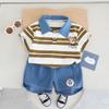 Desgaste de verão para meninos Desgaste infantil de 1-3 anos de idade 5 Terno de estilo ocidental infantil Camisa POLO de manga curta de verão para bebês Conjunto de moda de duas peças