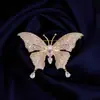 Broche Borboleta Luxuoso e Resistente com Zircônias para Mulheres, Broche de Alto Padrão Leve e Elegante para Vestido de Noite e Casaco