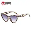 Nuevas Gafas de Sol para Mujer Estilo Ojo de Gato Huecas con Perlas Retro Versátiles Moda Europea y Americana Chica Popular Protección Solar para Exteriores Gafas de Sol Transfronterizas